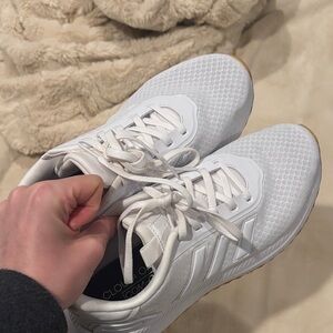 Women's all cloud foam White Athletic Shoes adidas worn once